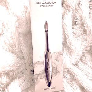 Artis Elite Collection linear 3 brush NIB